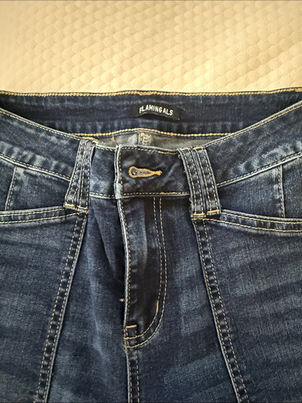 High-Rise Dark Blue Wide-Leg Women's Jeans - Picture 7 of 9